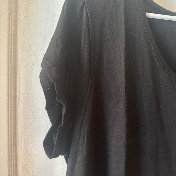 146	Hue  Blouse with ruffles and hearts	 1X - Picture 5 of 10